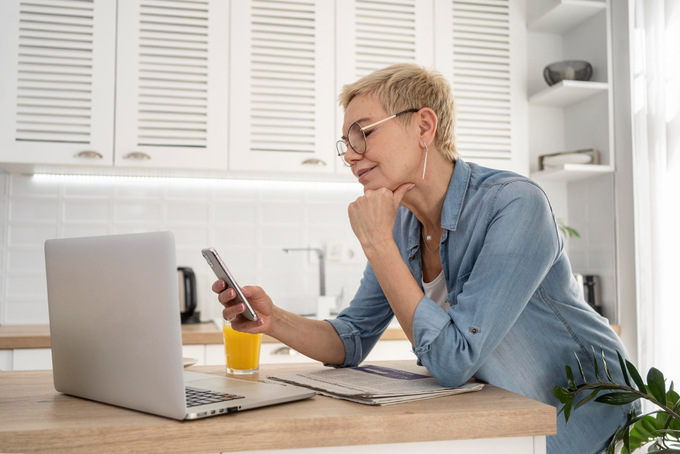 Who Takes Hormone Replacement?