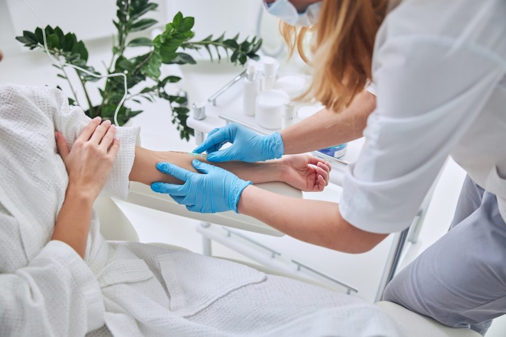 10 Amazing Benefits of NAD IV Therapy for Your Health